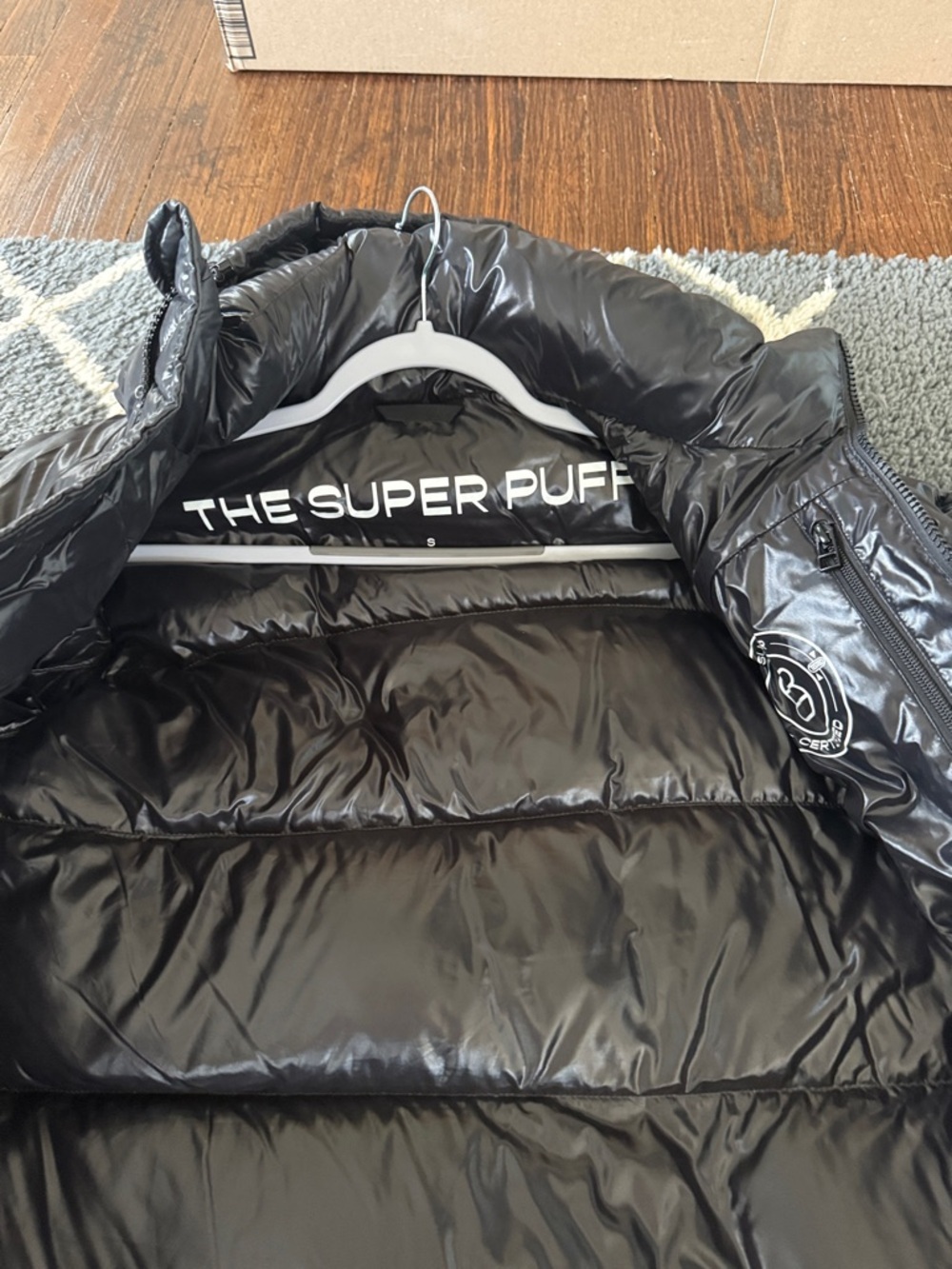 Aritzia Super Puff Mid Hi Gloss Black - Picture 3 of 16